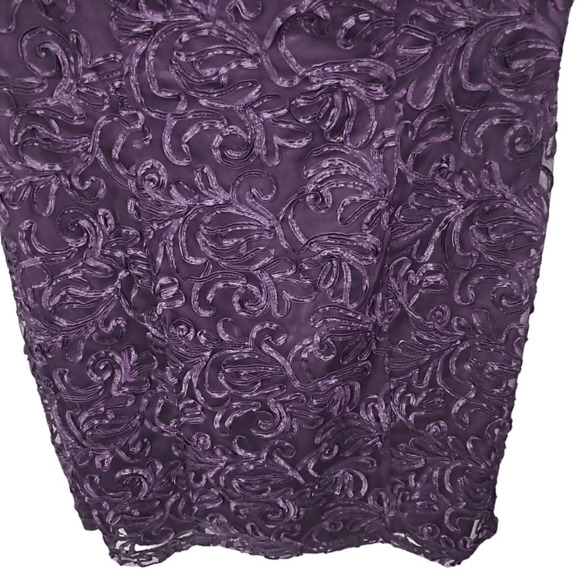 Ignite Evenings Purple Sleeveless Knee Length Formal Dress Size 18 Plus Size - Picture 3 of 13